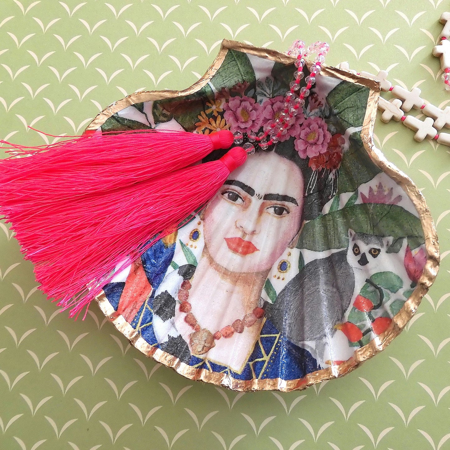 SCALLOP TRINKET DISH JEWELLERY HOLDER - 'FRIDA LIMITED EDITION'