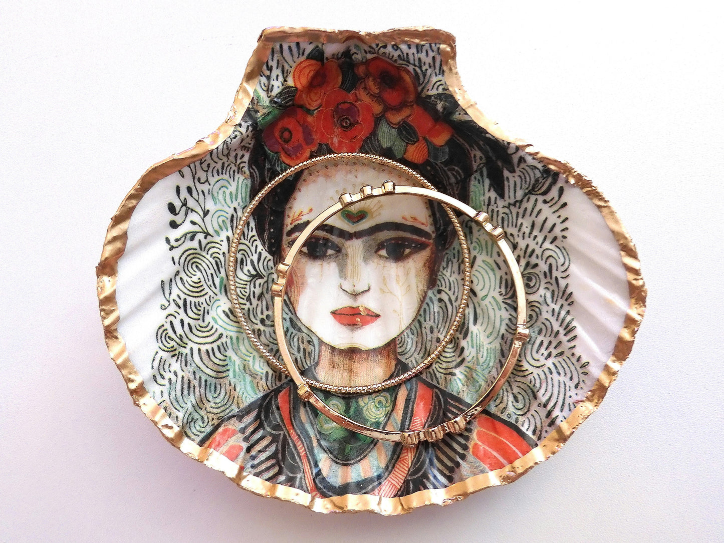 SCALLOP SHELL TRINKET DISH 'FRIDA'