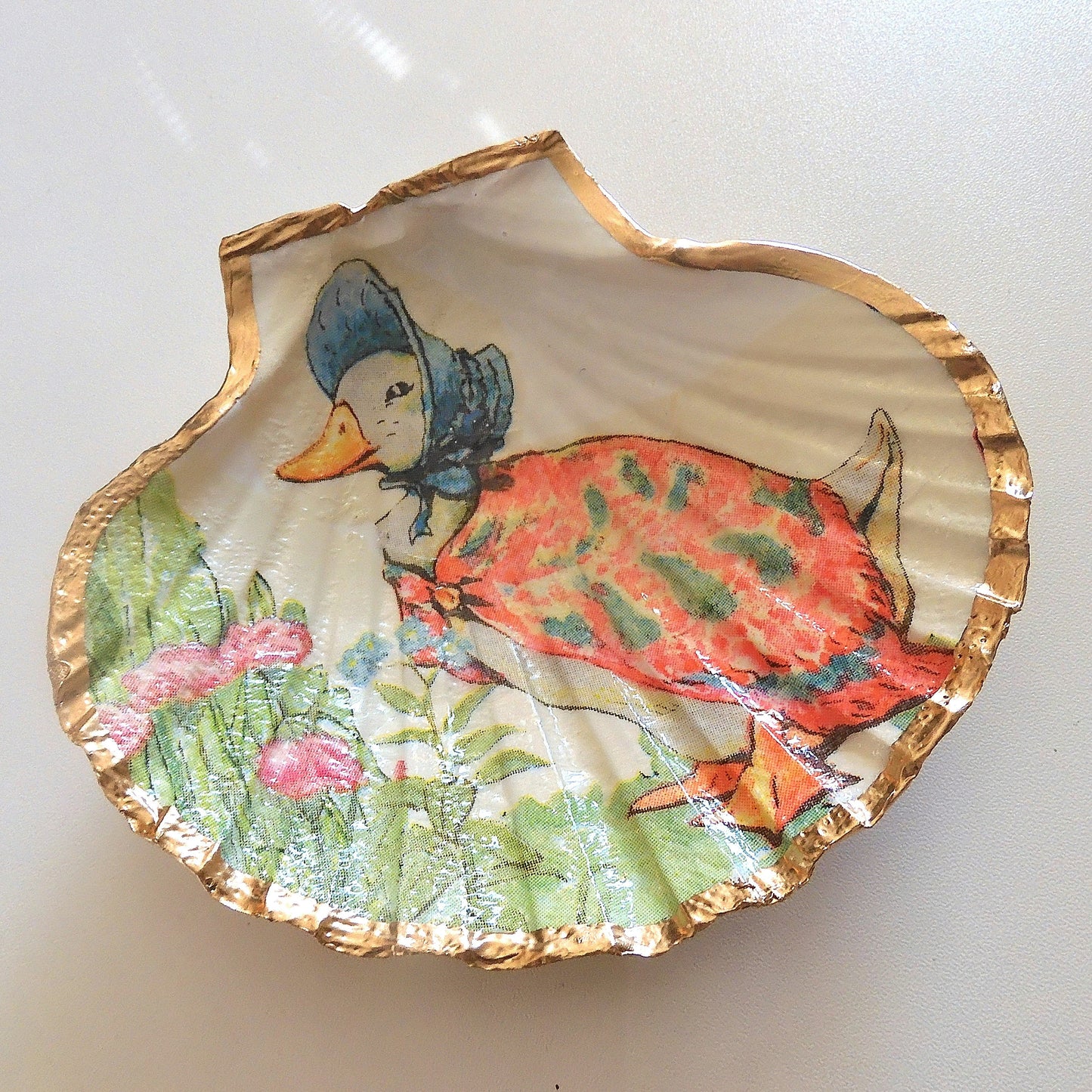 SCALLOP TRINKET DISH JEWELLERY HOLDER 'JEMIMA PUDDLE DUCK'