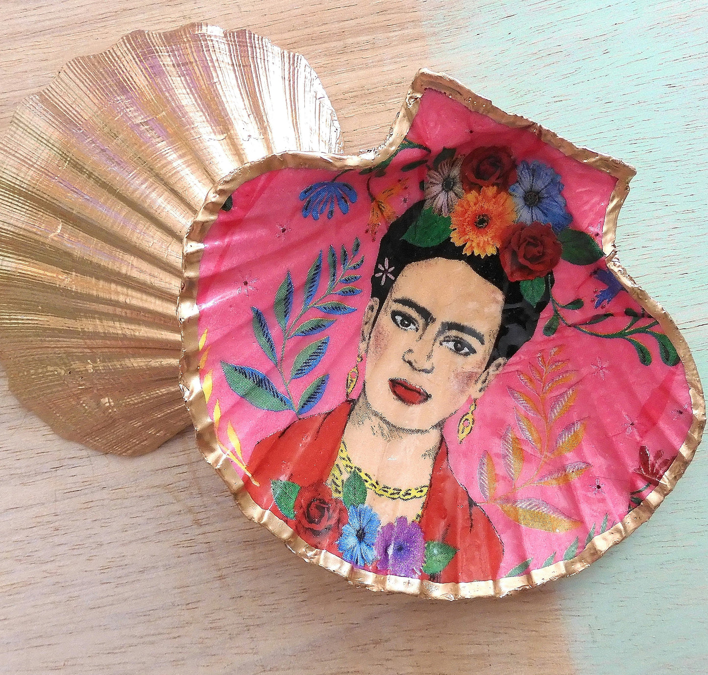 SCALLOP TRINKET DISH JEWELLERY HOLDER - 'PINK FRIDA'