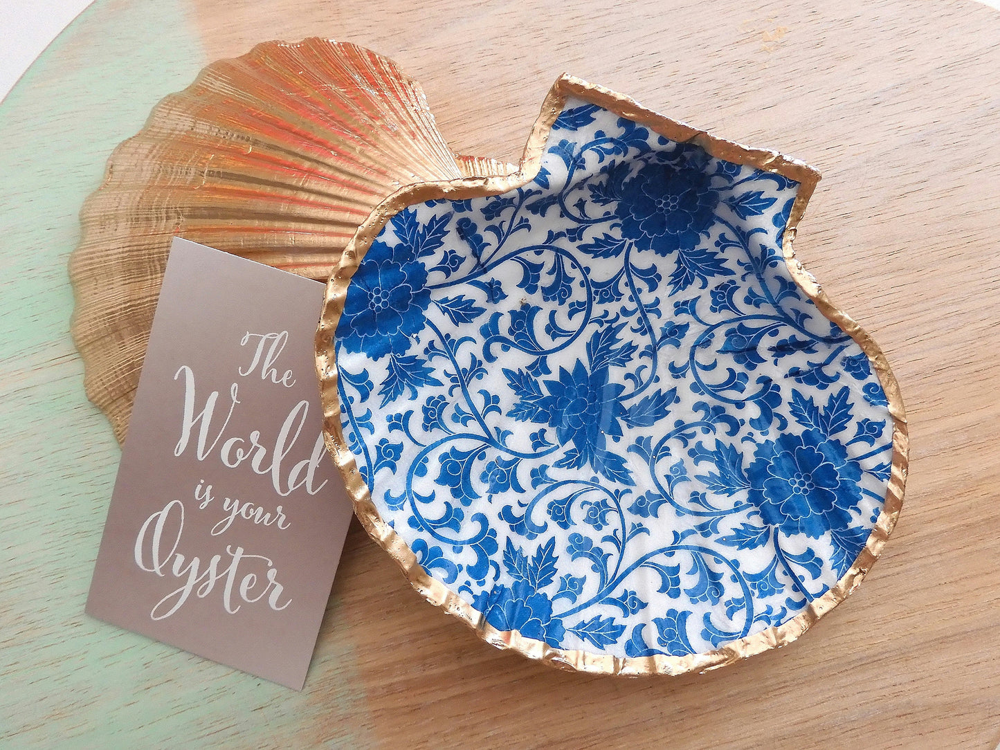 SCALLOP TRINKET DISH JEWELLERY HOLDER - BLUE FLORAL