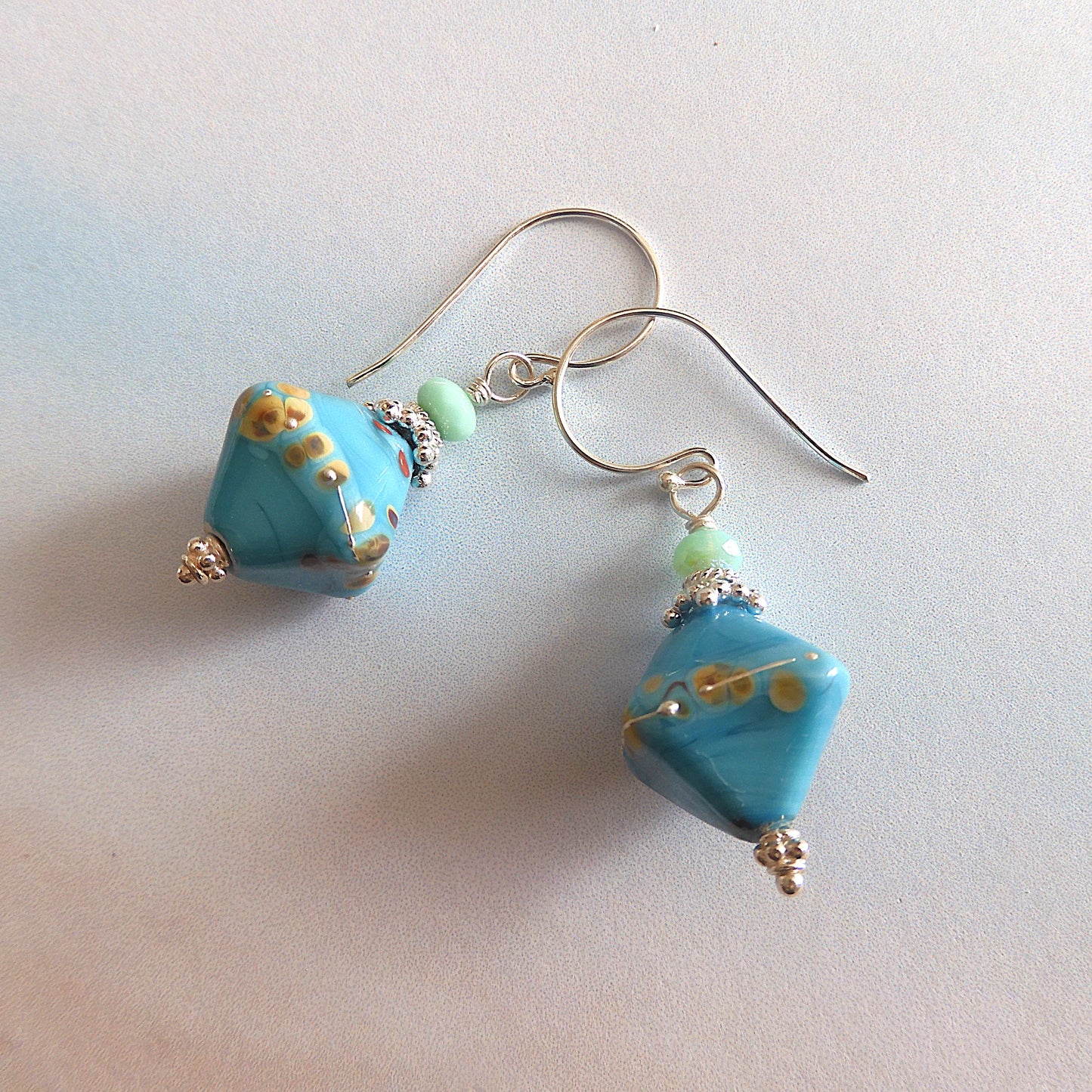 LAMPWORK GLASS BEAD EARRINGS 'TURQUOISE'
