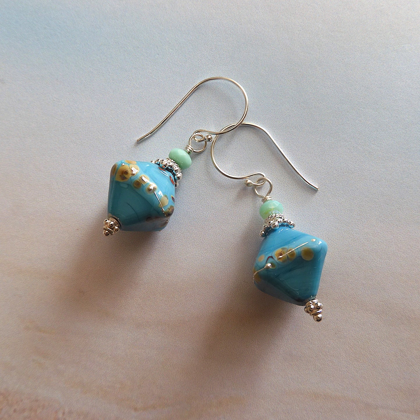 LAMPWORK GLASS BEAD EARRINGS 'TURQUOISE'