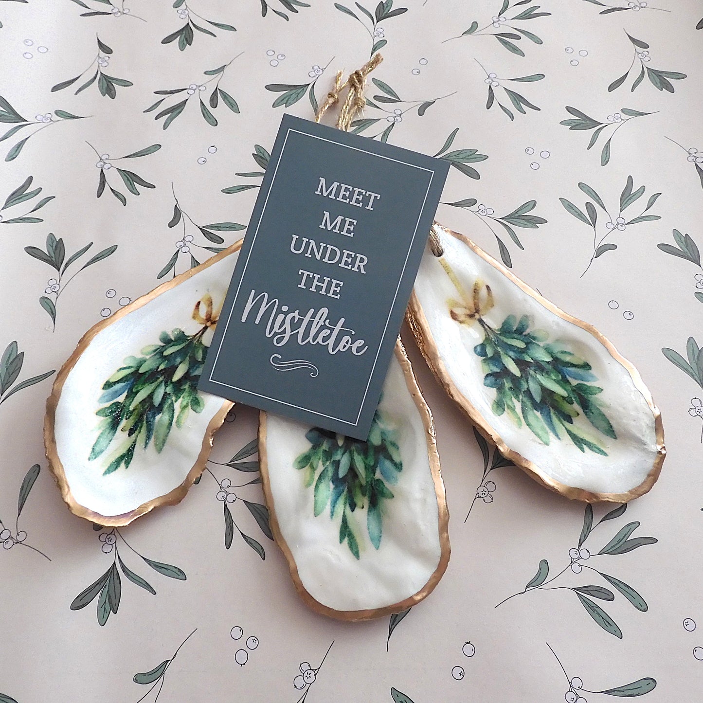 HANGING OYSTER SHELL CHRISTMAS ORNAMENT 'Meet me under the Mistletoe'