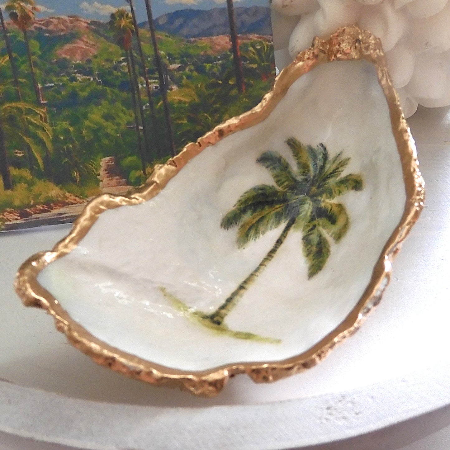 OYSTER SHELL TRINKET DISH XL - 'PALM TREE'