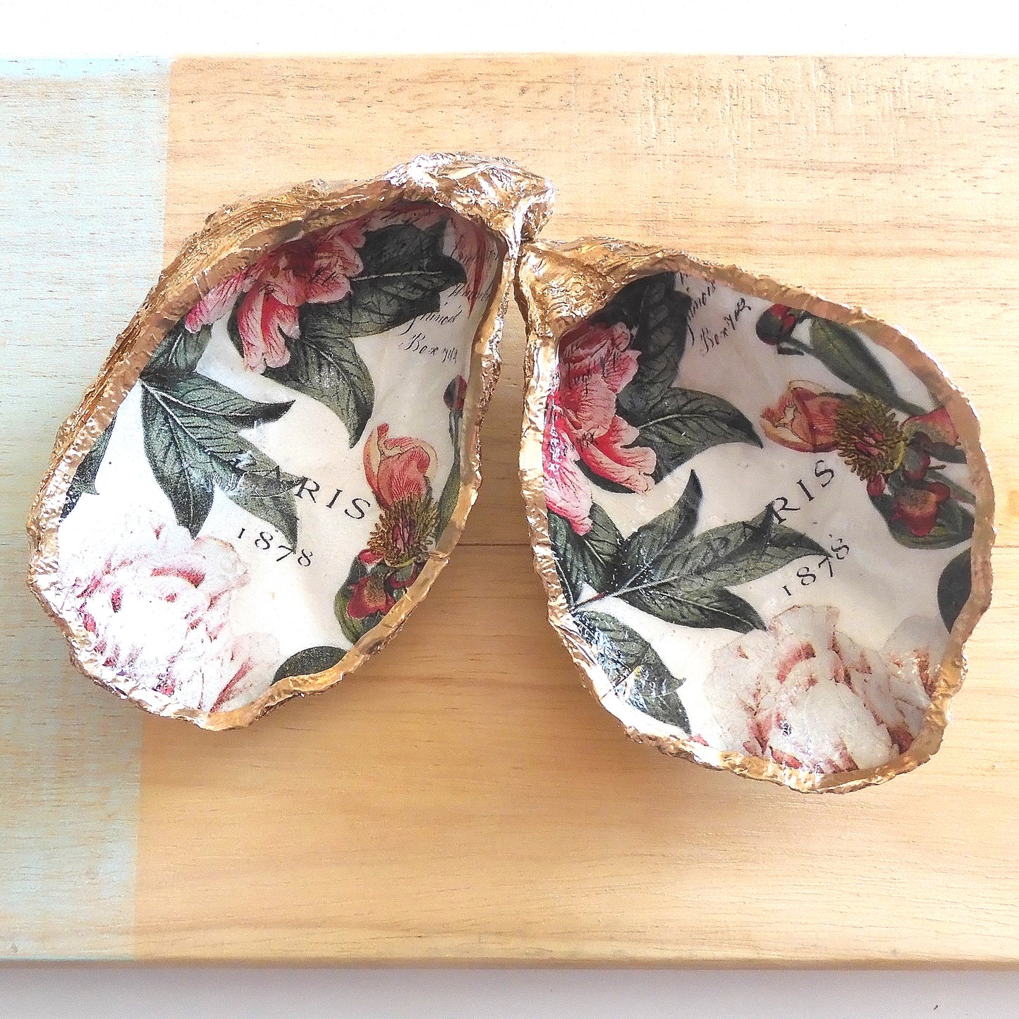 OYSTER SHELL TRINKET DISH XL - PARIS 1878