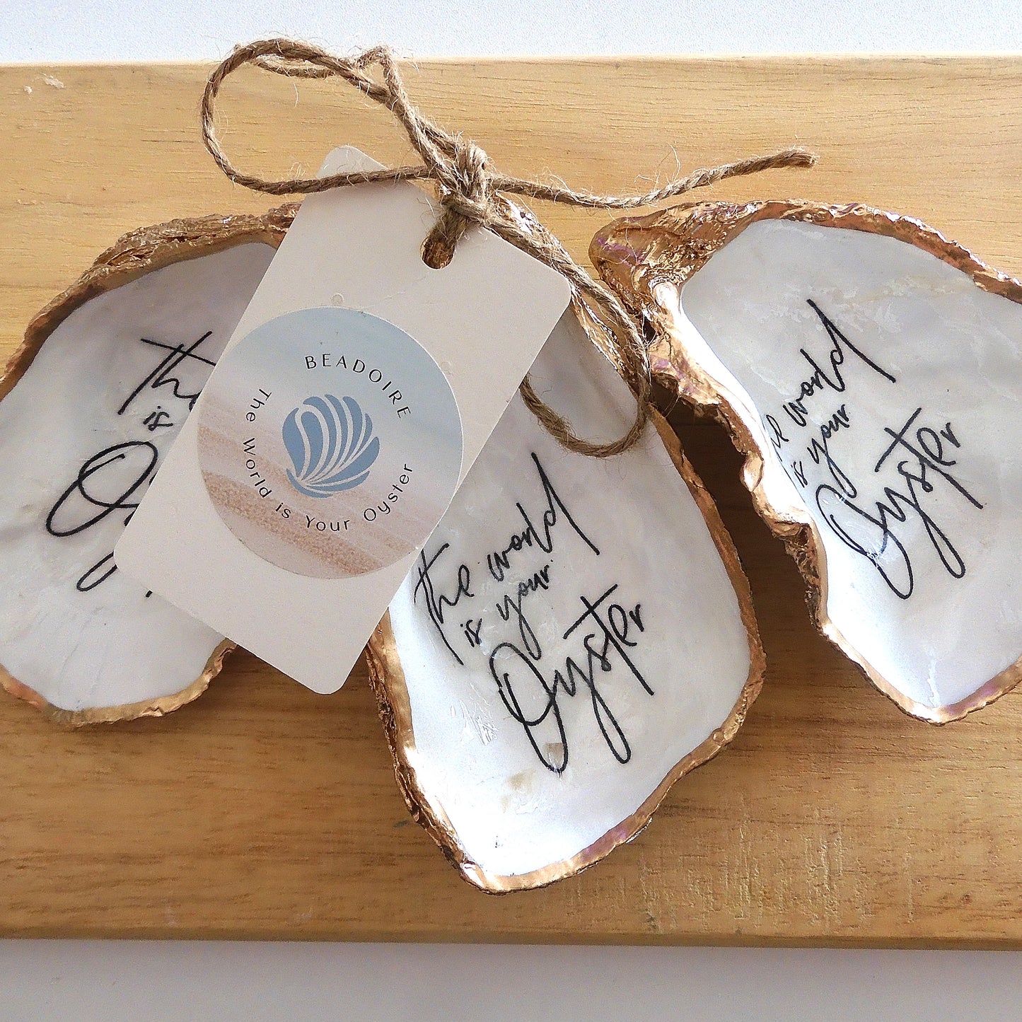 OYSTER SHELL TRINKET DISH XL - 'THE WORLD IS YOUR OYSTER'
