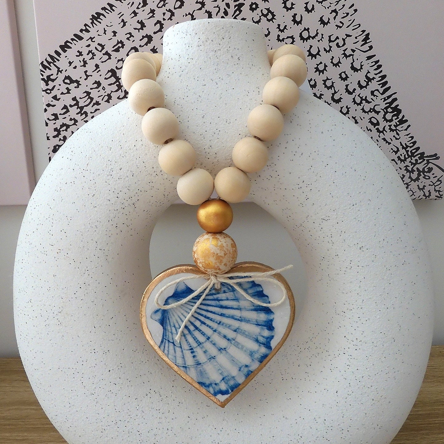 HEART BLESSING BEADS HANGER - SCALLOP SHELL LARGE