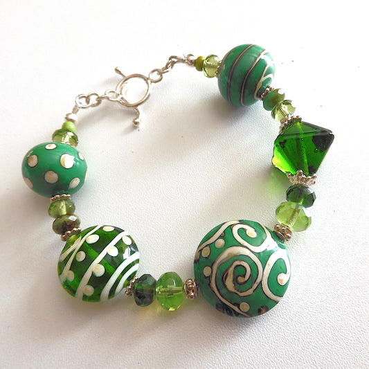 LAMPWORK GLASS BEAD BRACELET 'TRIBAL JADE'