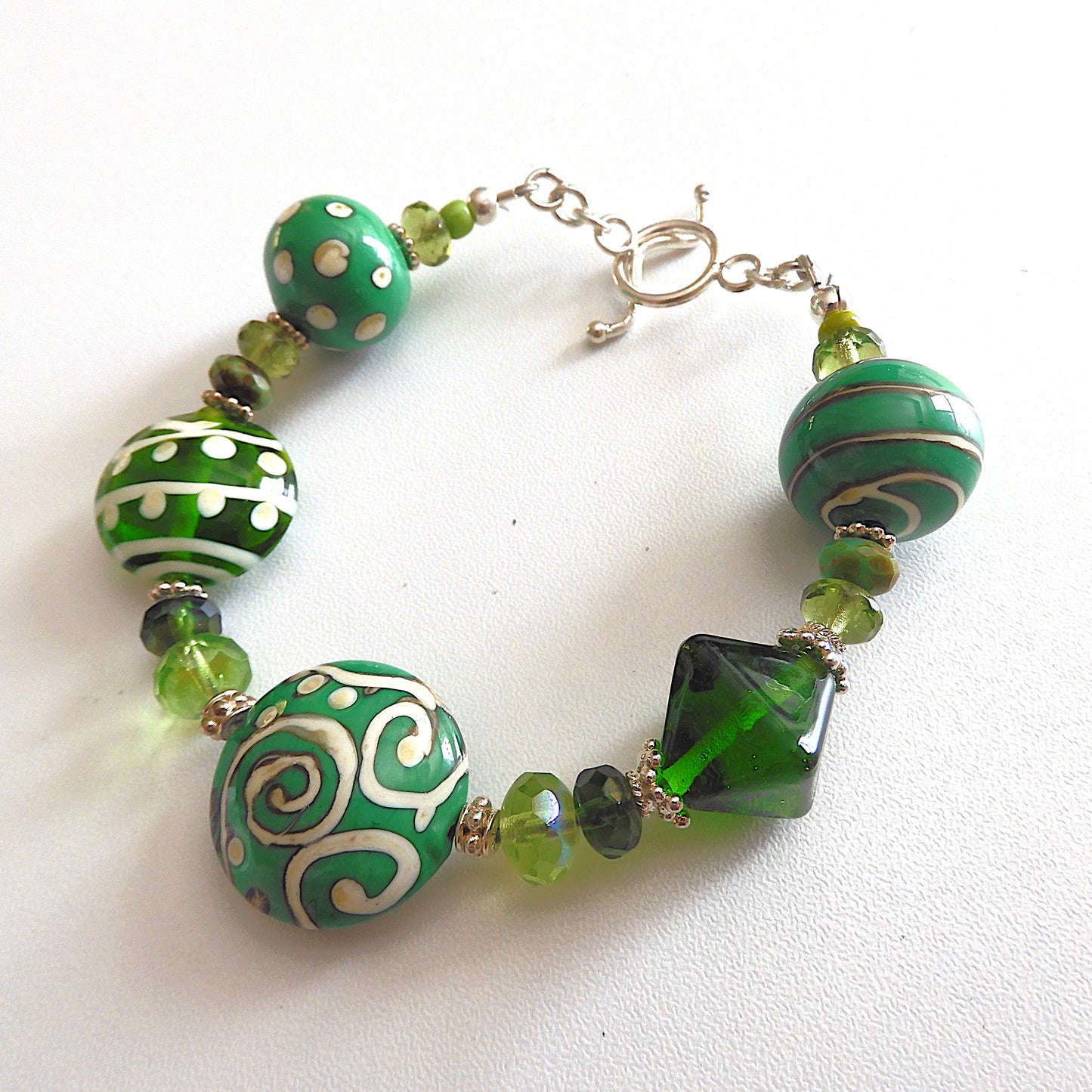 LAMPWORK GLASS BEAD BRACELET 'TRIBAL JADE'