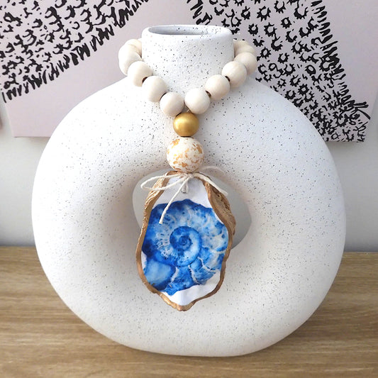 OYSTER SHELL BLESSING BEADS HANGER 12-13cm SHELL 'NAUTILUS BLUE'