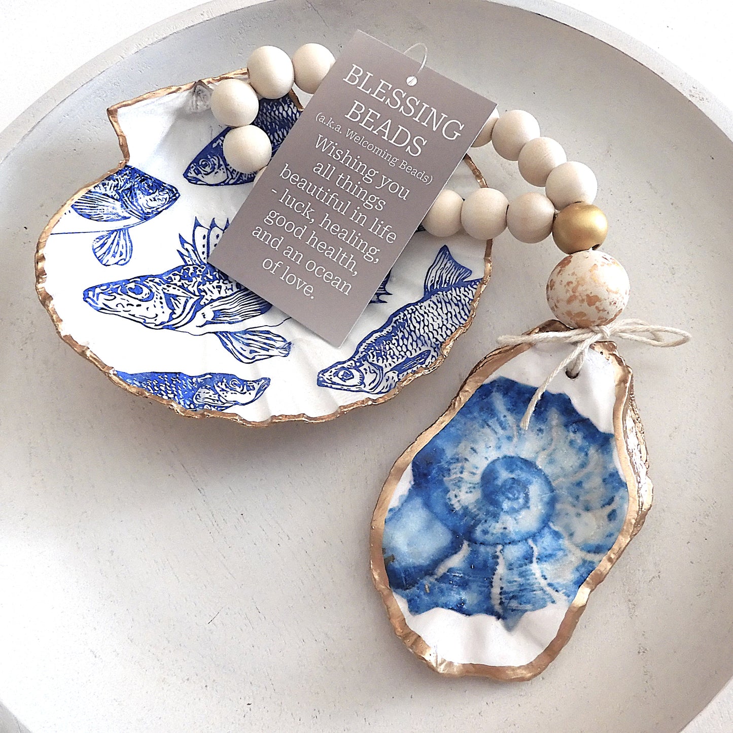 OYSTER SHELL BLESSING BEADS HANGER 12-13cm SHELL 'NAUTILUS BLUE'