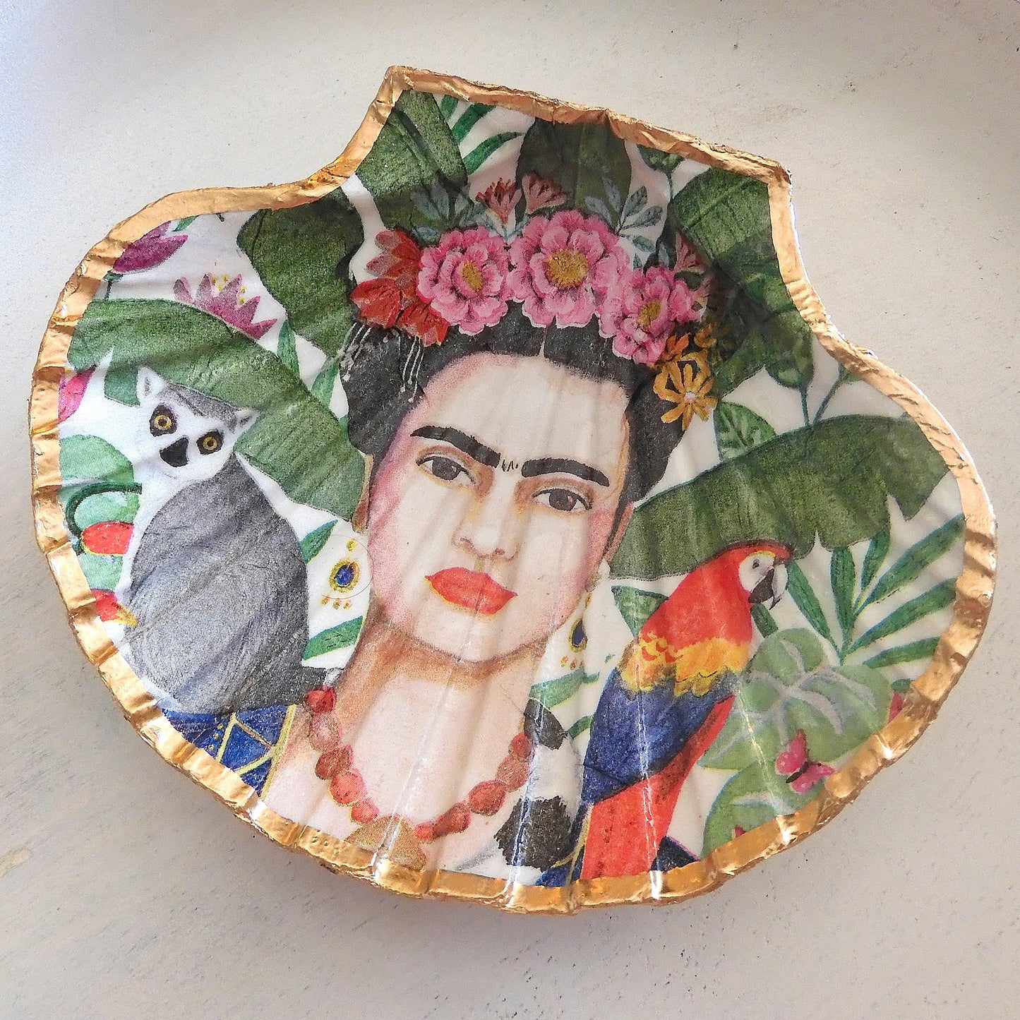 LIMITED EDITION FRIDA KAHLO GIFT HAMPER 'The World is Your Oyster'