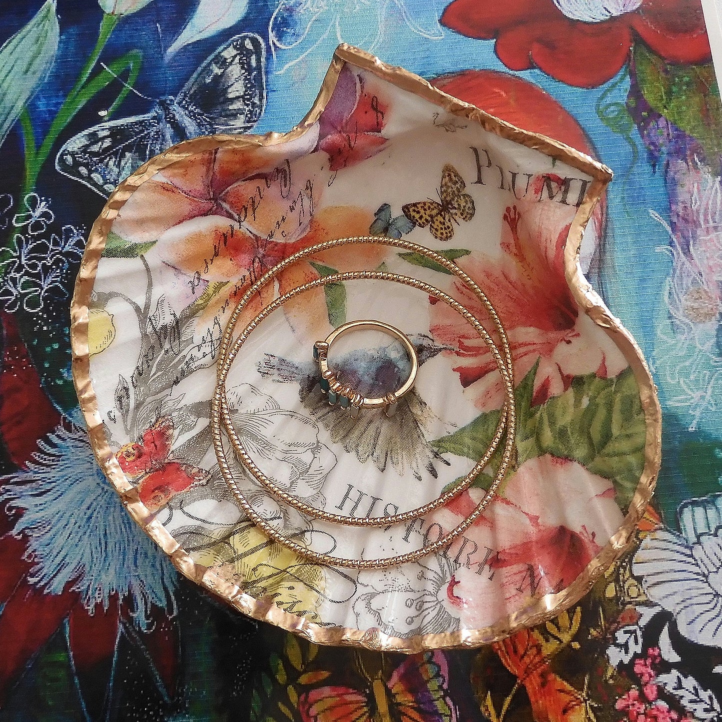 SCALLOP TRINKET DISH 'FRENCH FLORALS'