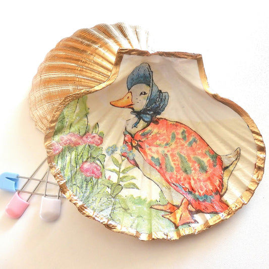 SCALLOP TRINKET DISH JEWELLERY HOLDER 'JEMIMA PUDDLE DUCK'