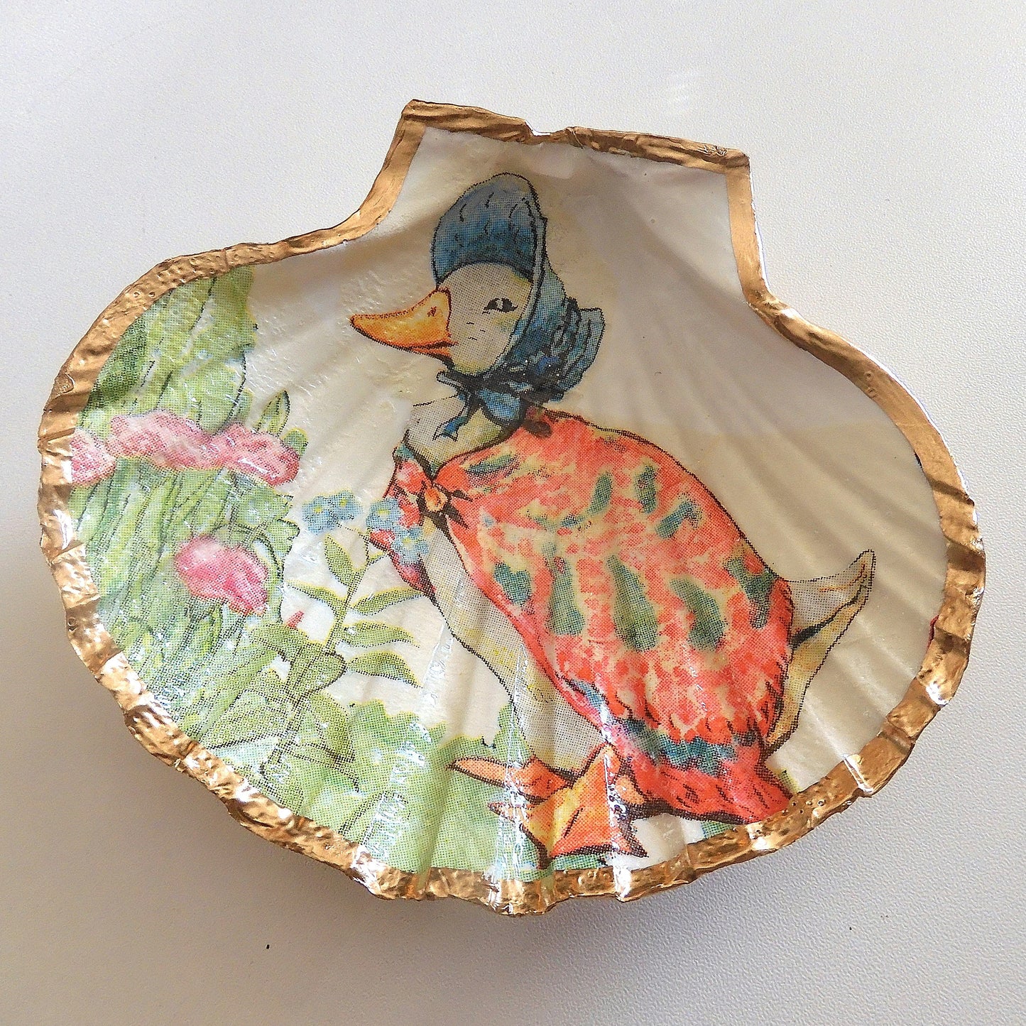 SCALLOP TRINKET DISH JEWELLERY HOLDER 'JEMIMA PUDDLE DUCK'
