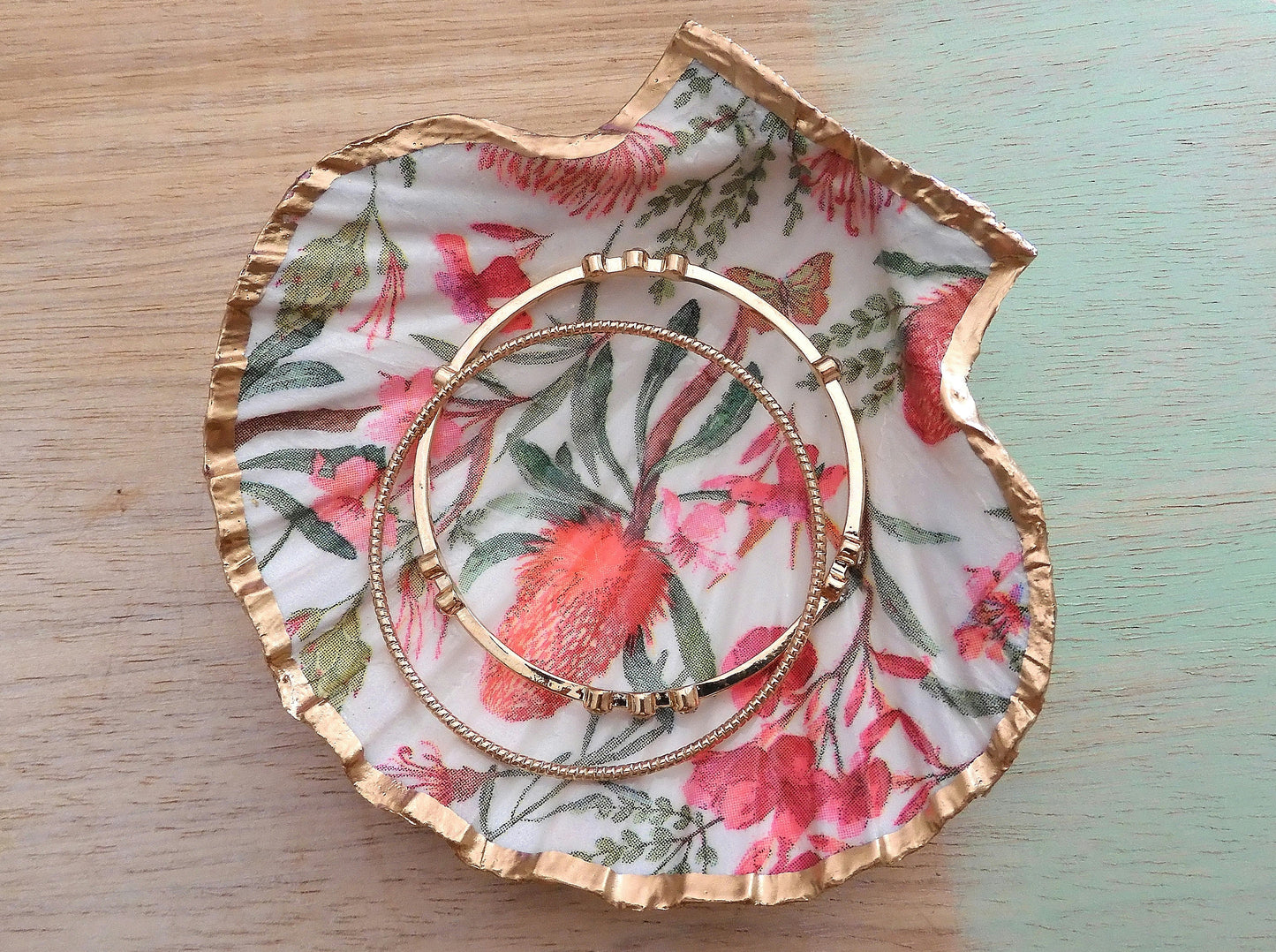 SCALLOP TRINKET DISH JEWELLERY HOLDER - PINK BUSH FLORAL