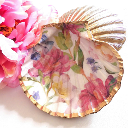 SCALLOP TRINKET DISH JEWELLERY HOLDER - 'SPRING HAS SPRUNG'