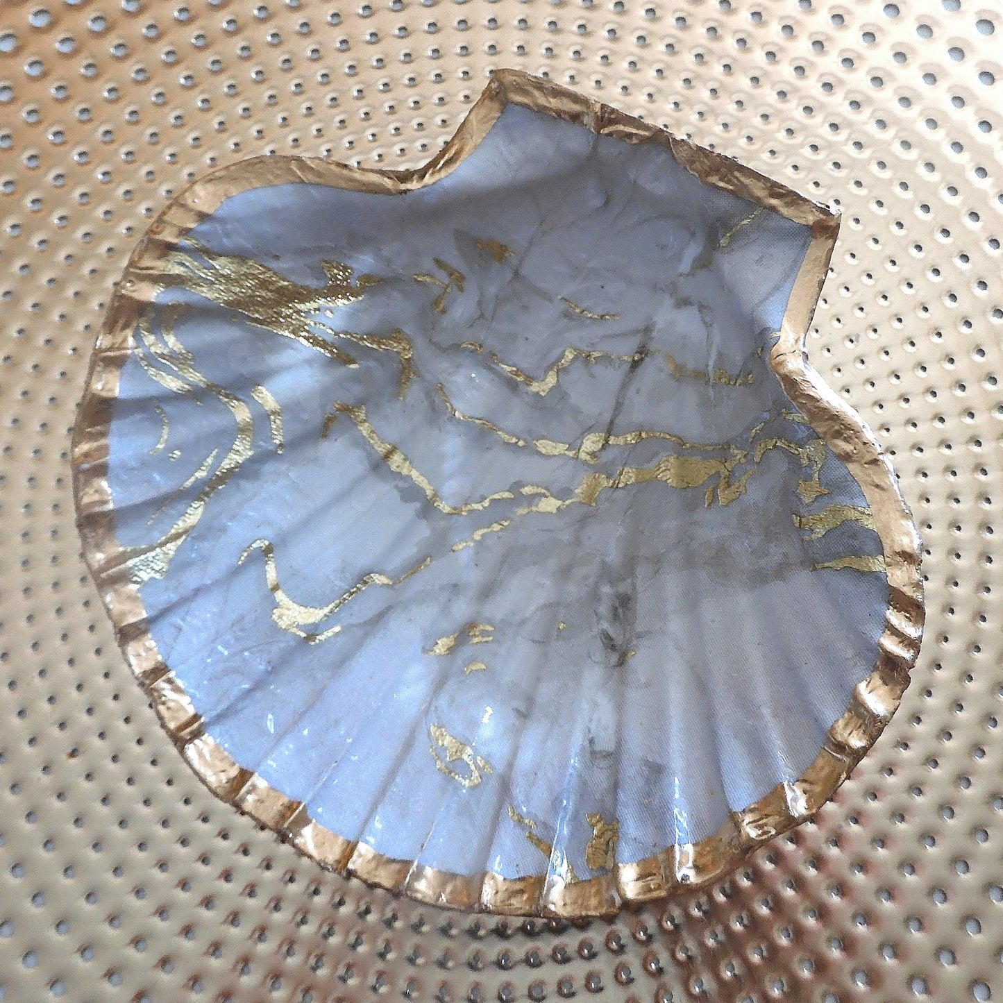 SCALLOP TRINKET DISH JEWELLERY HOLDER 'GOLD MARBLE'