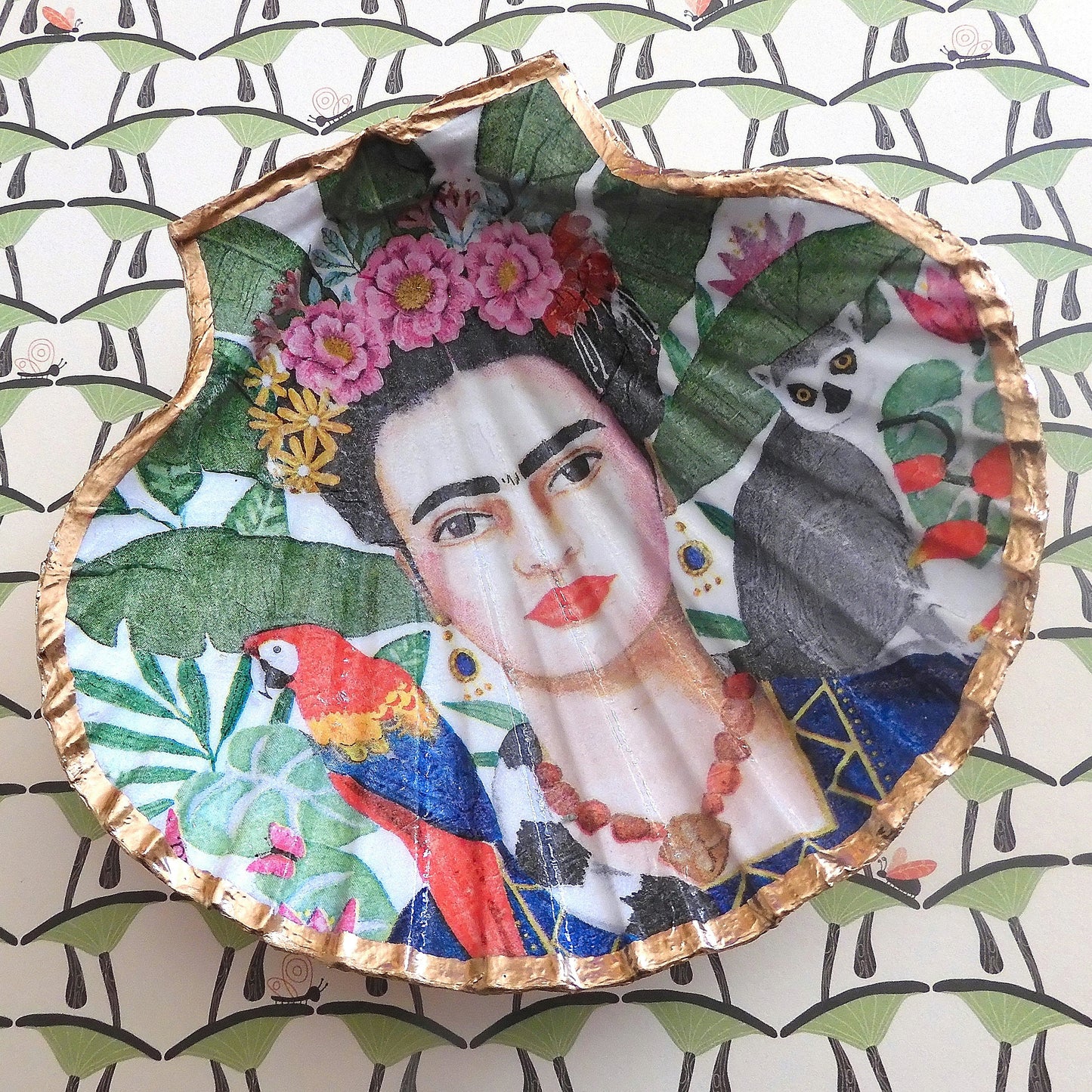 SCALLOP TRINKET DISH JEWELLERY HOLDER - 'FRIDA LIMITED EDITION'