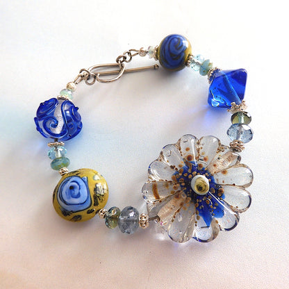 LAMPWORK GLASS BEAD FLEUR BRACELET 'BLUE BAYOU'