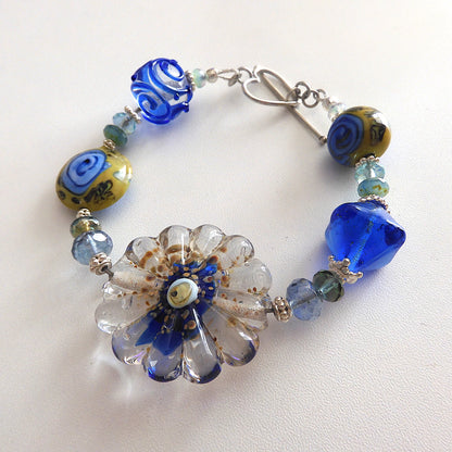 LAMPWORK GLASS BEAD FLEUR BRACELET 'BLUE BAYOU'