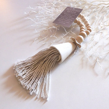 COASTAL BLESSING BEADS WITH CONE SHELL & TASSEL 'WHITE'
