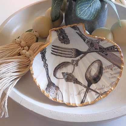 SCALLOP SHELL TRINKET DISH 'CUTLERY'