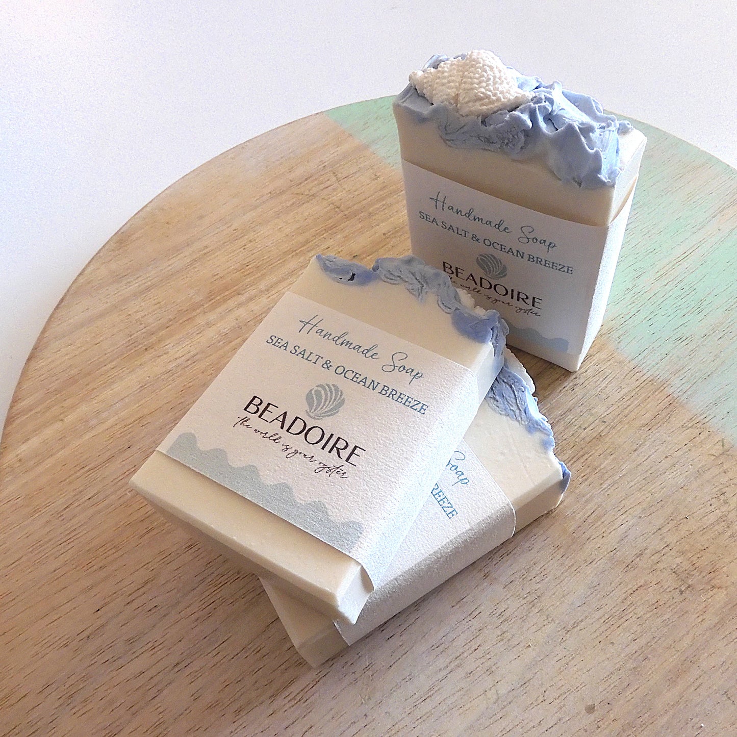 SEA SALT & OCEAN BREEZE SOAP BLOCK ON SCALLOP SOAP DISH