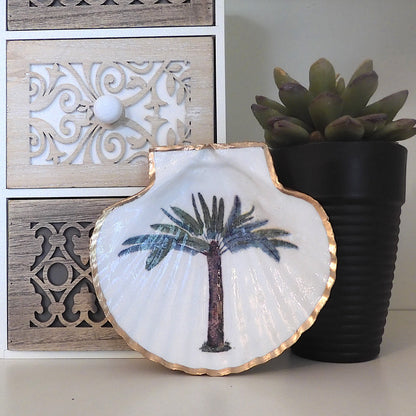 SCALLOP TRINKET DISH 'ISLAND PALM'