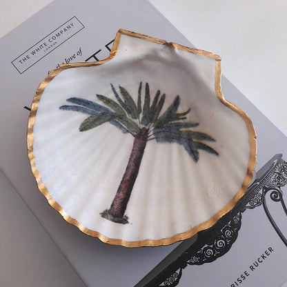 SCALLOP TRINKET DISH 'ISLAND PALM'