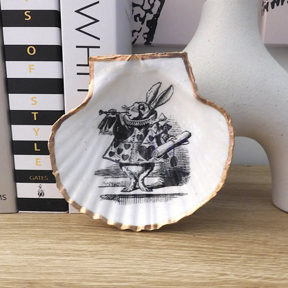 SCALLOP TRINKET DISH - 'HERALD RABBIT'