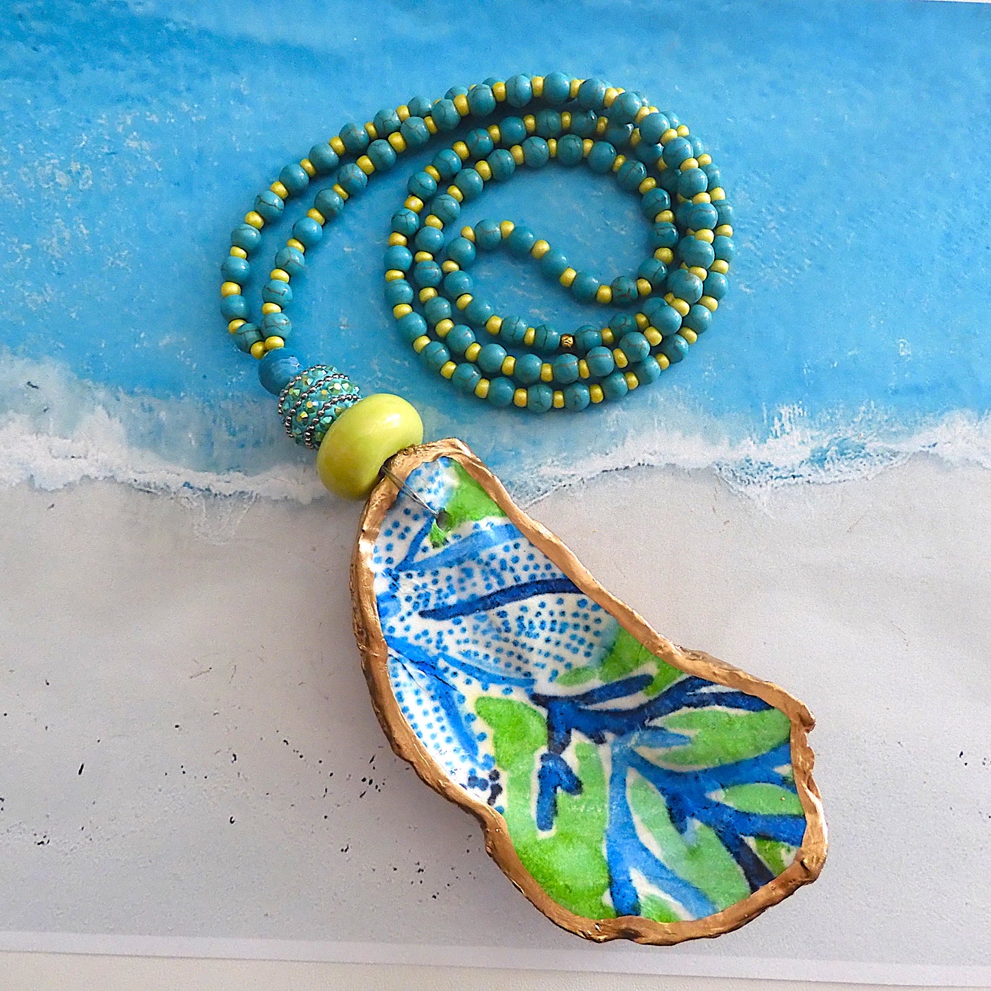UPCYCLED OYSTER SHELL PENDANT NECKLACE 'BLUE CORAL'