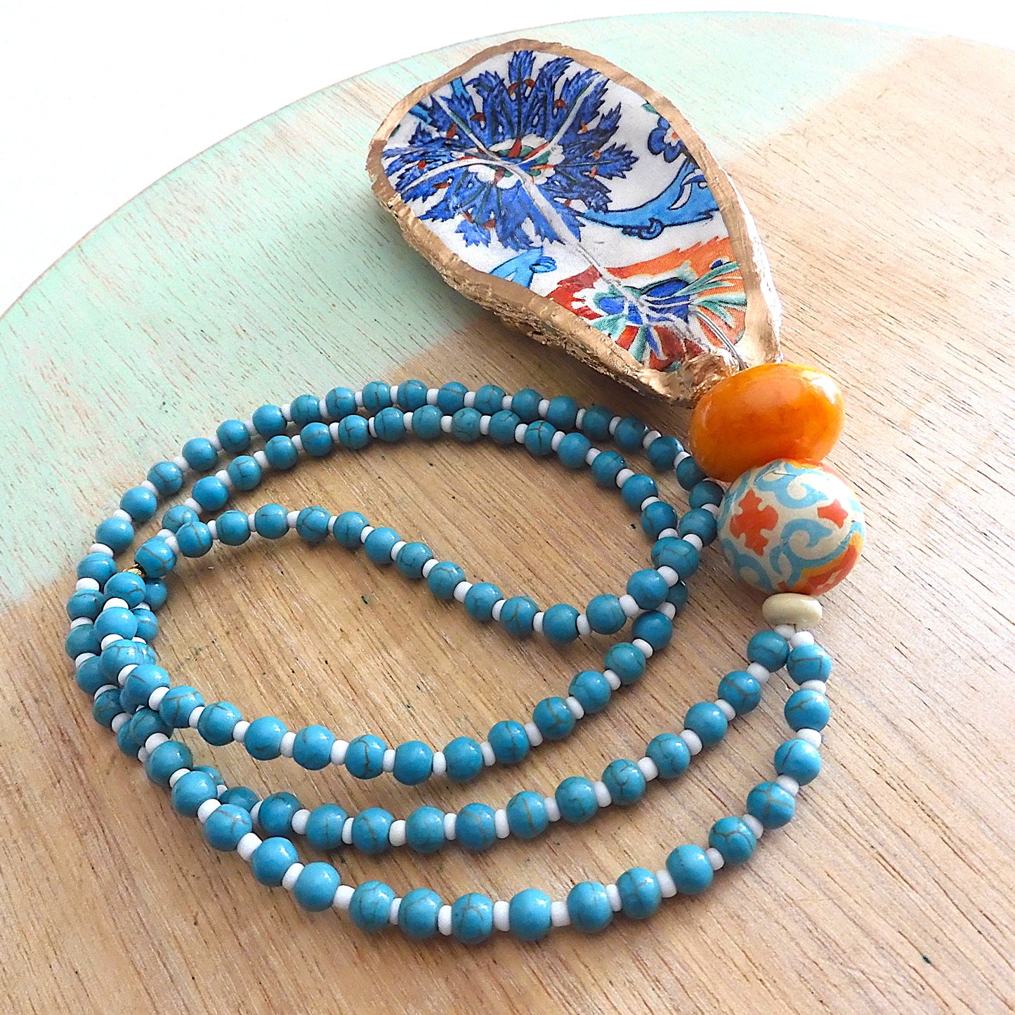UPCYCLED OYSTER SHELL PENDANT NECKLACE - Moroccan Vibes