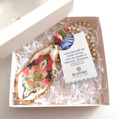 UPCYCLED OYSTER SHELL PENDANT NECKLACE - 'TAJ'
