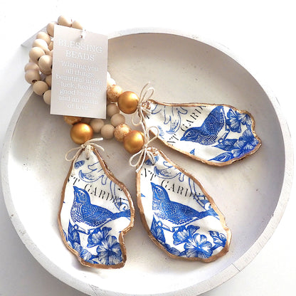 OYSTER SHELL BLESSING BEADS HANGER 12-13cm SHELL 'BLUEBIRD'