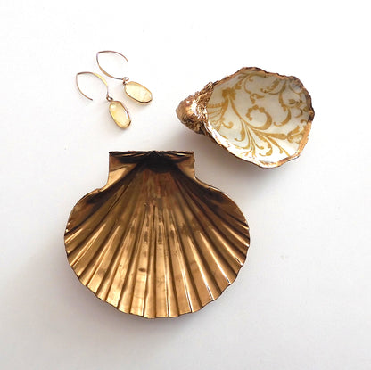 COASTAL STYLE TRINKET DISH DUO DRESSING TABLE SET & EARRINGS