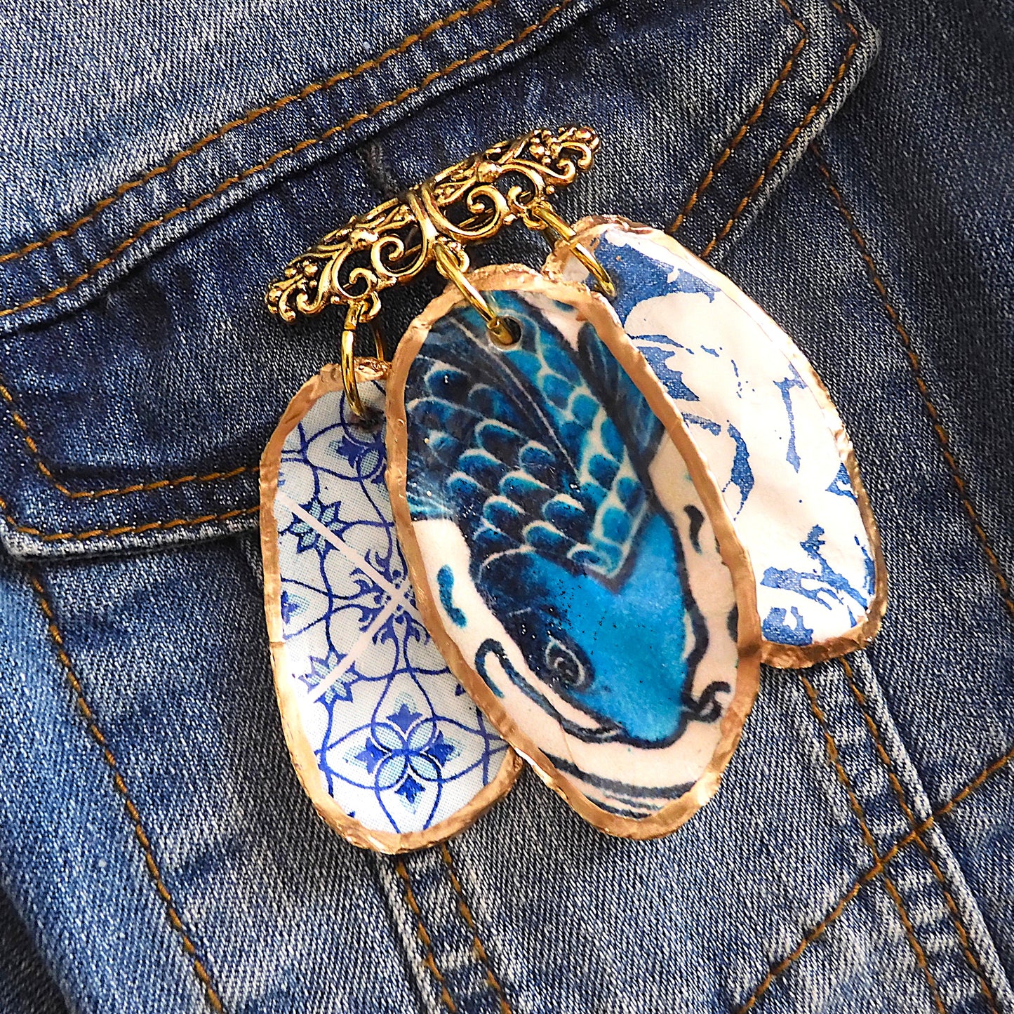 OYSTER SHELL QUIRKY PENDANT BROOCH - SOMETHING FISHY