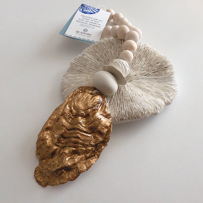 COASTAL STYLE NATURAL OYSTER SHELL HANGER