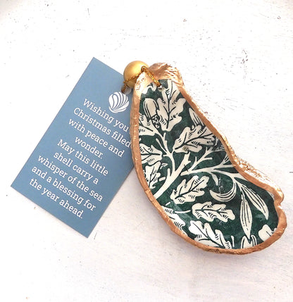 HANGING OYSTER SHELL CHRISTMAS ORNAMENT 'ASSORTED DESIGNS'