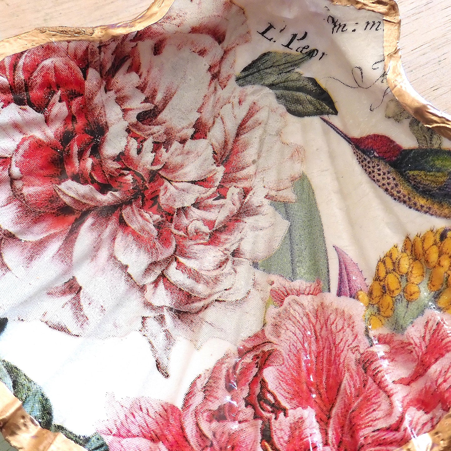 SCALLOP SHELL TRINKET DISH 'PEONY'