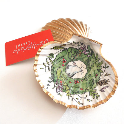 'TWAS THE NIGHT BEFORE CHRISTMAS' Scallop Shell with Mouse in Wreath